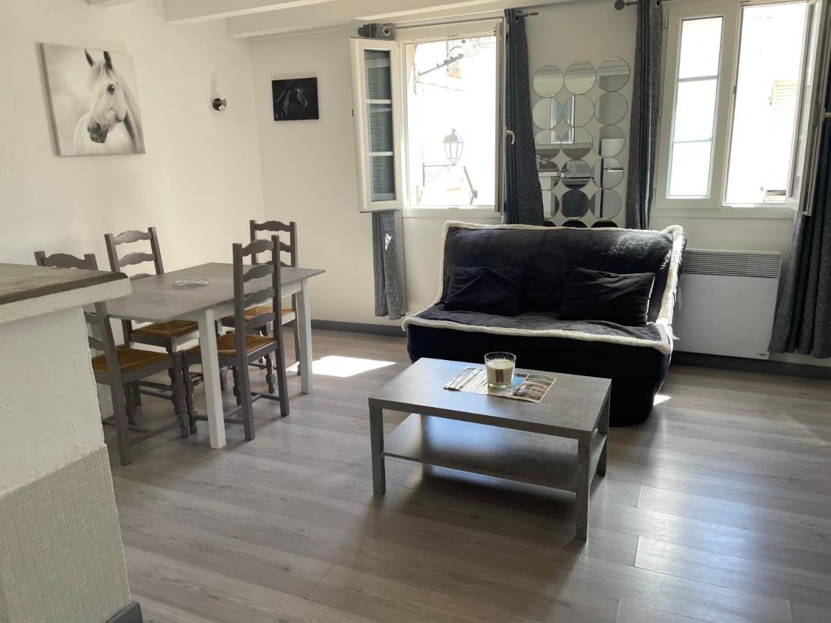 Appartement Des Penitents แซ็งต์-มารี-เดอ-ลา-แมร์ ภายนอก รูปภาพ